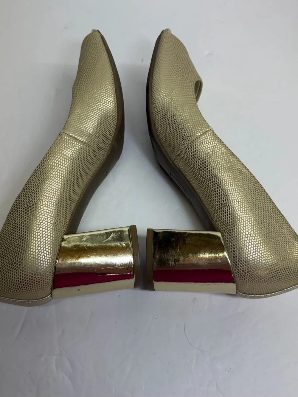Anne Klein Megan Gold Peep-Toe Block Heel Pumps size 7